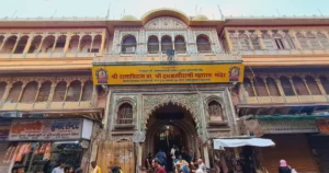Timing of Dwarkadhish Temple