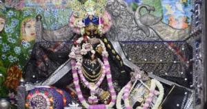 Radha Vallabh temple vrindavan timing